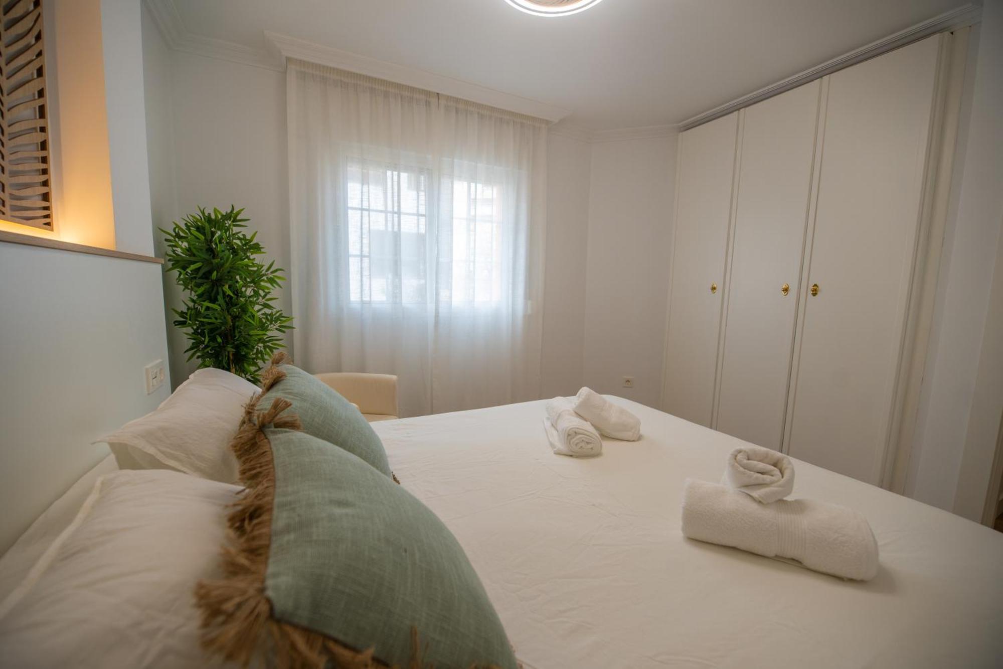 Prensa & Nice Courtyard By Ele Apartments Málaga Eksteriør billede